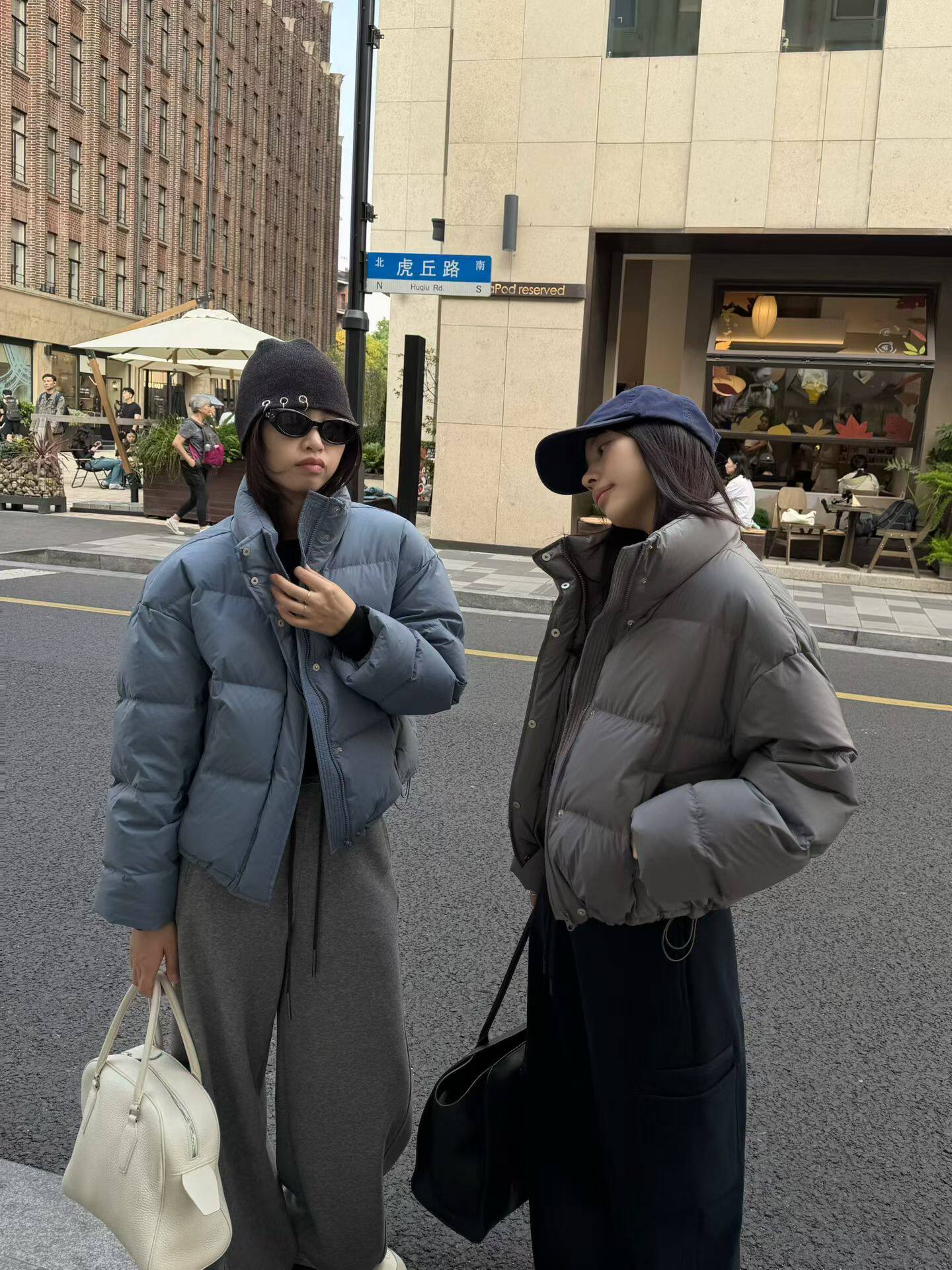 韩国东大门正品女装2026新百搭显瘦立领拉链短款面包羽绒服外套