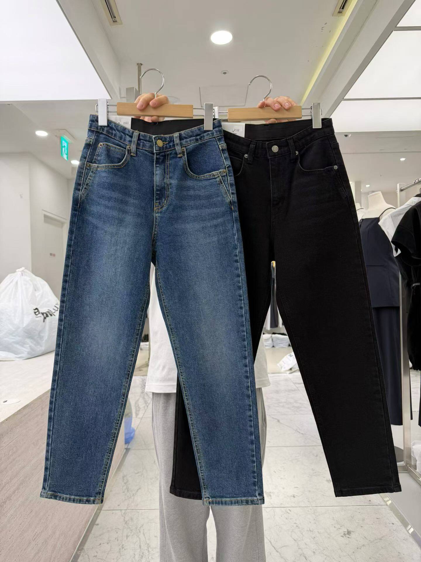 韩国东大门正品女装2026秋季新百搭显瘦高腰直筒牛仔弹力小脚靴裤