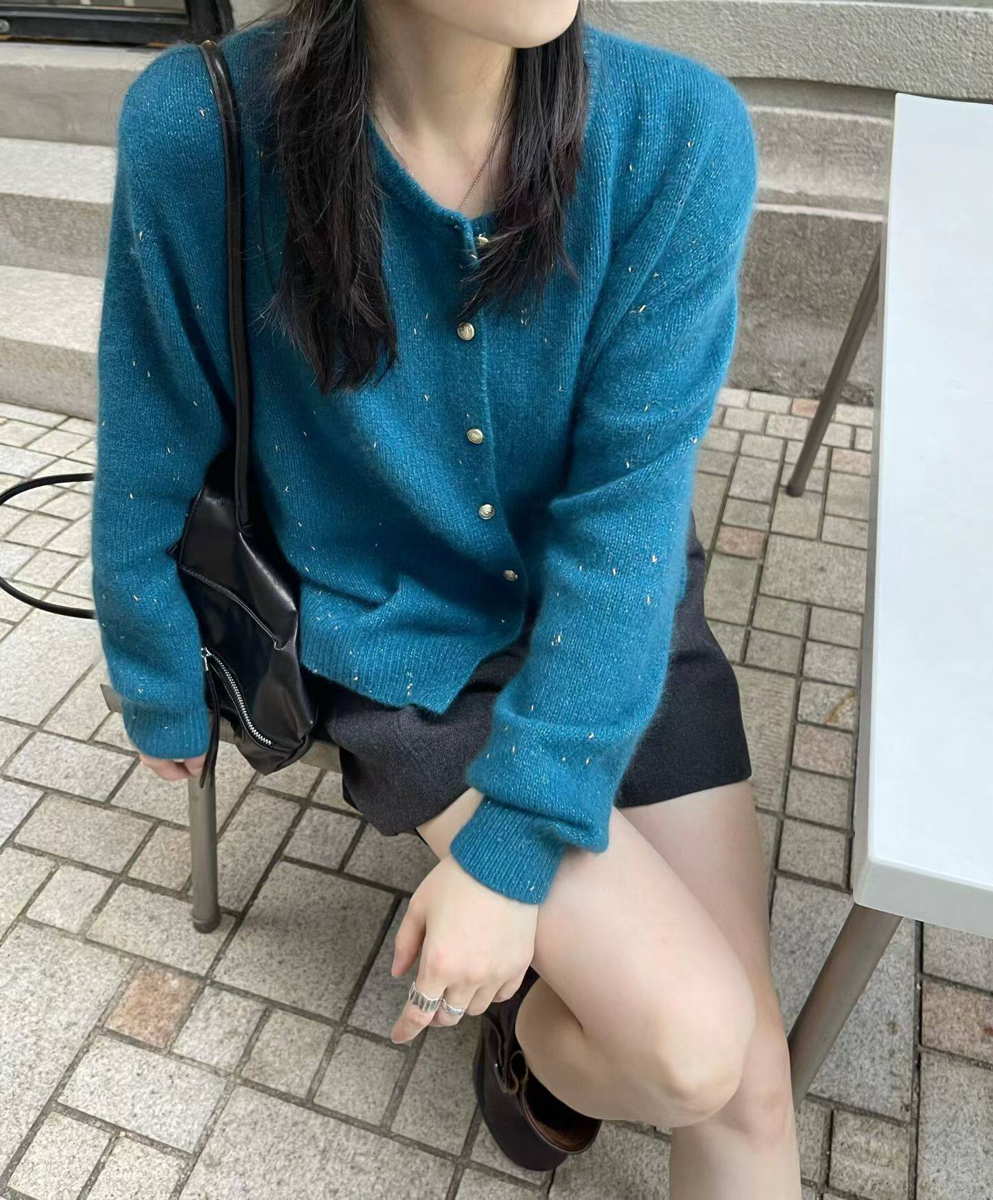 韩国东大门正品女装2026新百搭显瘦圆领纯色亮丝羊毛针织开衫毛衣