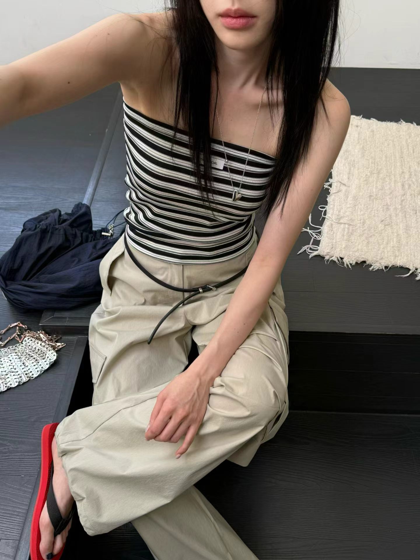 韩国东大门正品女装新圆领条纹无袖抹胸背心辣妹风紧身显瘦上衣