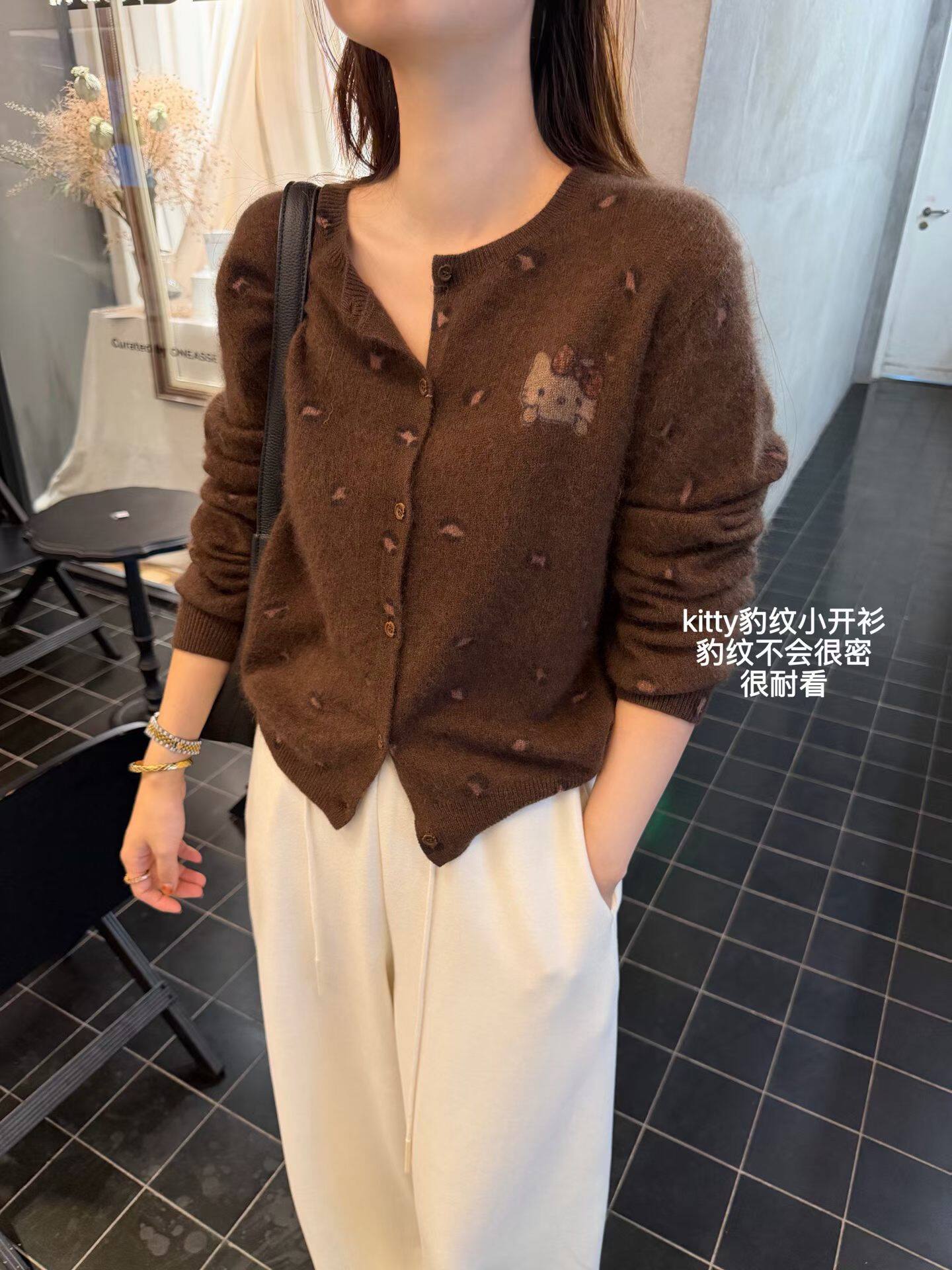 韩国东大门正品女装2026新款百搭显瘦圆领kitty豹纹针织开衫外套