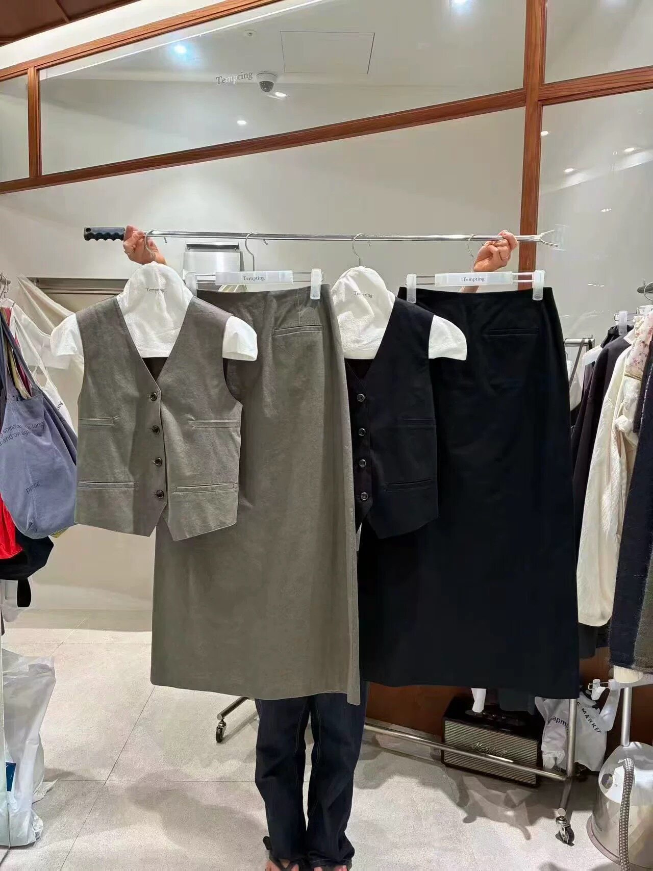 韩国东大门正品2026秋季新款百搭显瘦无袖马甲+半身裙套装女气质