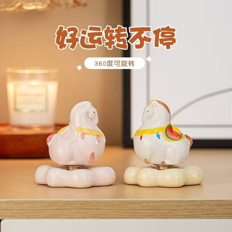 新年转转小马立马发财景德镇转转马陶瓷小摆件送朋友马年小礼物,家居饰品,桌面摆件,淘宝优惠券,粉丝福利购,淘宝优惠卷