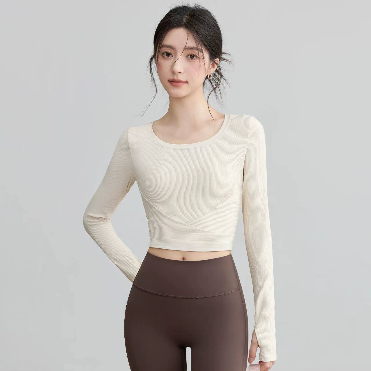 瑜伽服上衣长袖圆领2025秋冬新款运动跑步普拉提训练健身服套装女