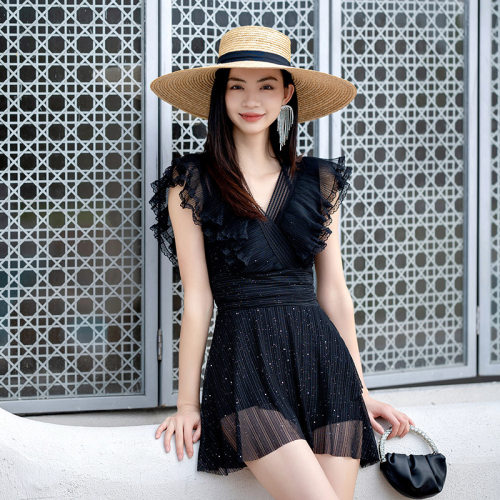 游泳衣女款2023新款遮肚显瘦蕾丝裙式连体聚拢保守泡温泉泳装女士