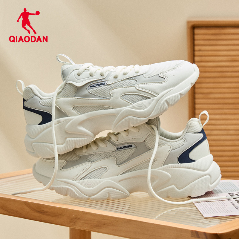 乔丹男休闲鞋2026夏新款网面拼接轻便老爹鞋白色增高运动女鞋