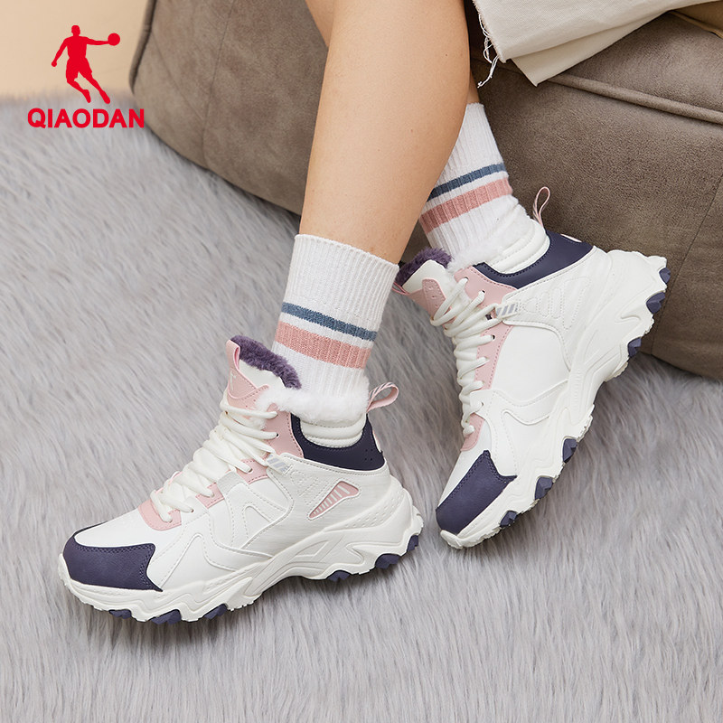 乔丹女鞋2026夏新款加绒保暖大棉鞋运动鞋皮面防水高帮休闲鞋