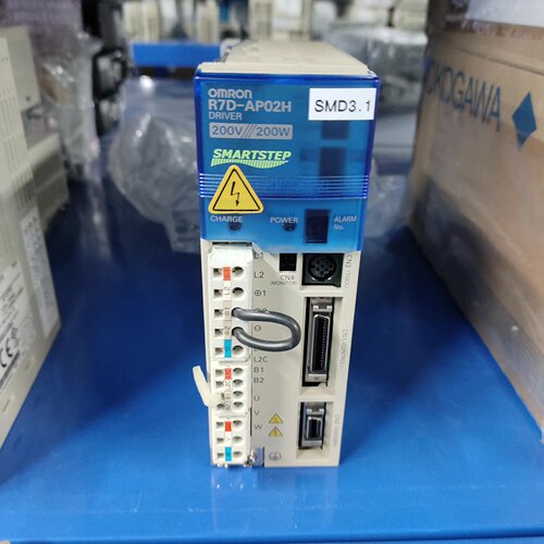 议价R7D-AP02H 伺服驱动器 200V 200W SMARTSTEP维修