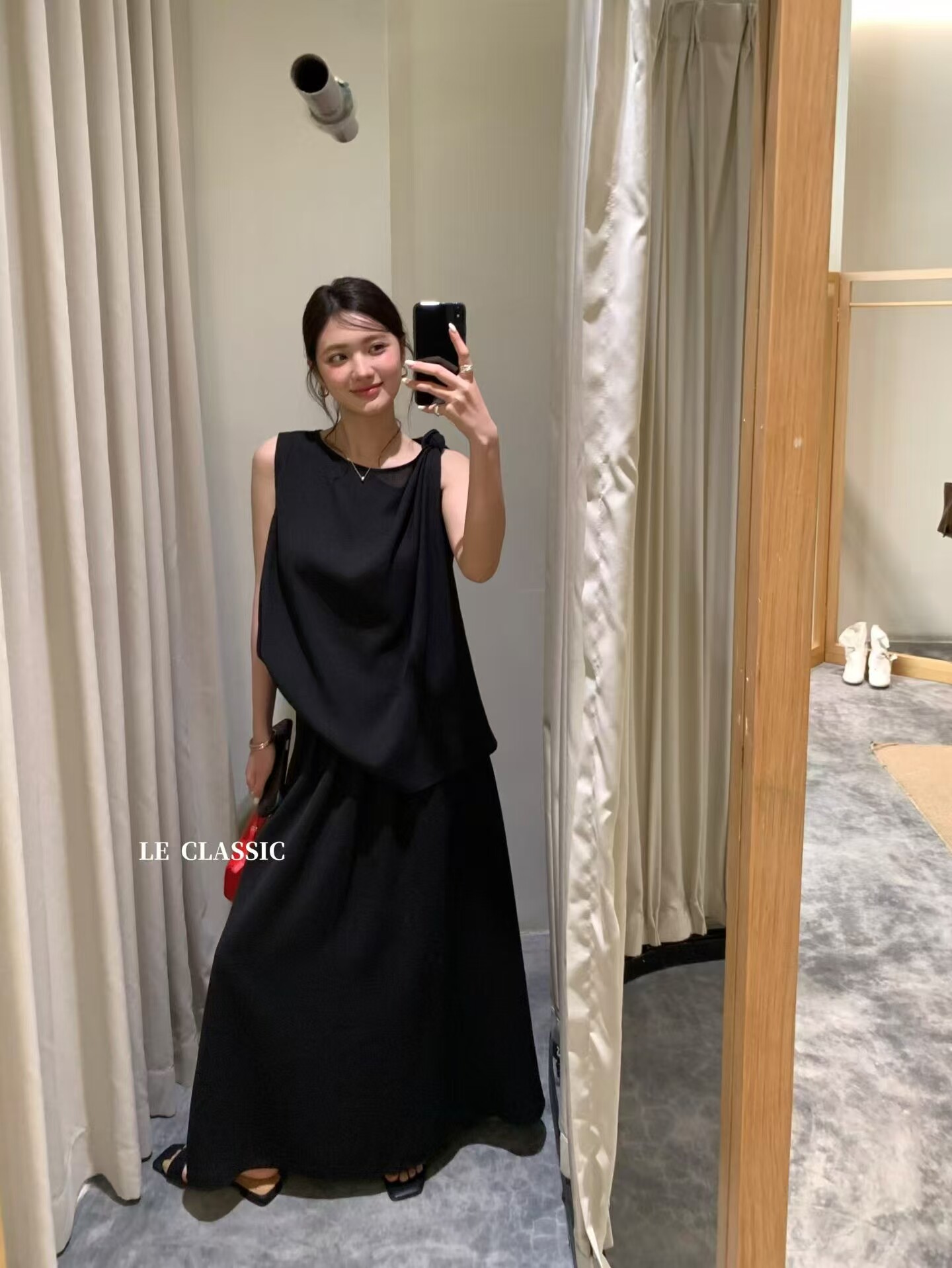 夏日清冷松弛感穿搭小香风度假休闲扭结无袖上衣+半身裙套装女