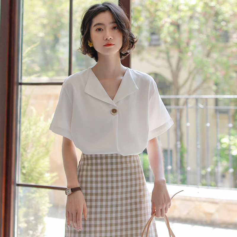 White shirt Xian Qi jacket Simplicity temperament Button design V-neck Short sleeved shirt Belly Chiffon shirtin the Women's clothing/Boutique , Shirt  category - from Buy2taobao.com to provide professional Taobao agent buy service
