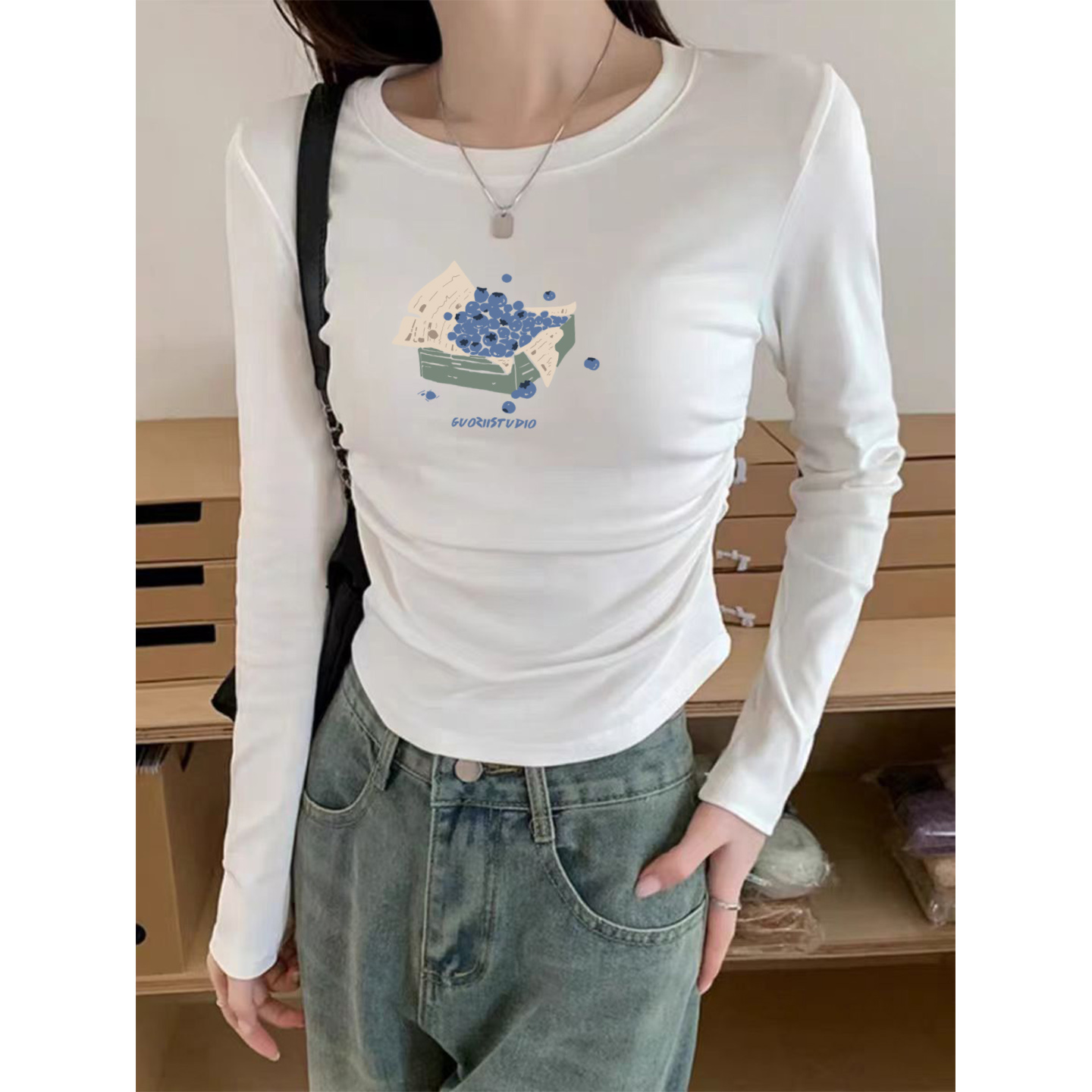 白色修身t恤收腰打底衫秋冬