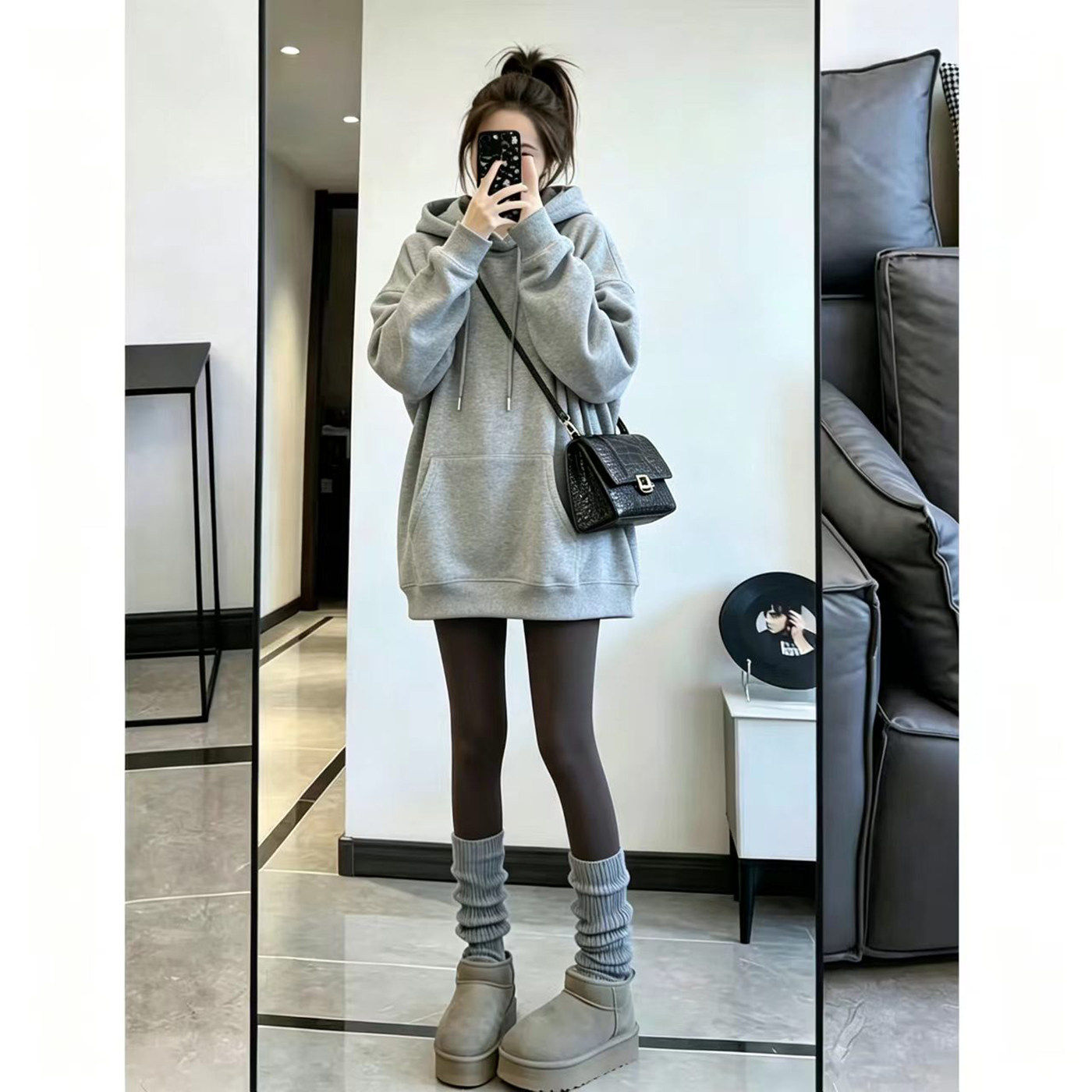 浅灰连帽加绒加厚中长款卫衣女