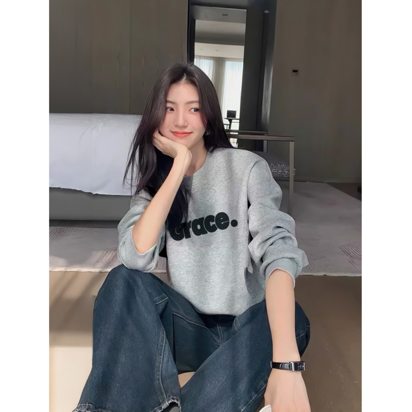 灰色无帽卫衣短款女2025新款