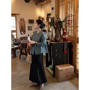 2026新款新中式浮光长袖开衫两件套搭吊带连衣裙女中老年妈妈装