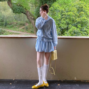 韩系休闲运动服套装女夏季轻薄宽松户外防晒蓝色外套花苞裙两件套