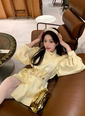 黄色立领衬衫女秋季2025新款气质时尚洋气今年流行爆款高级感上衣