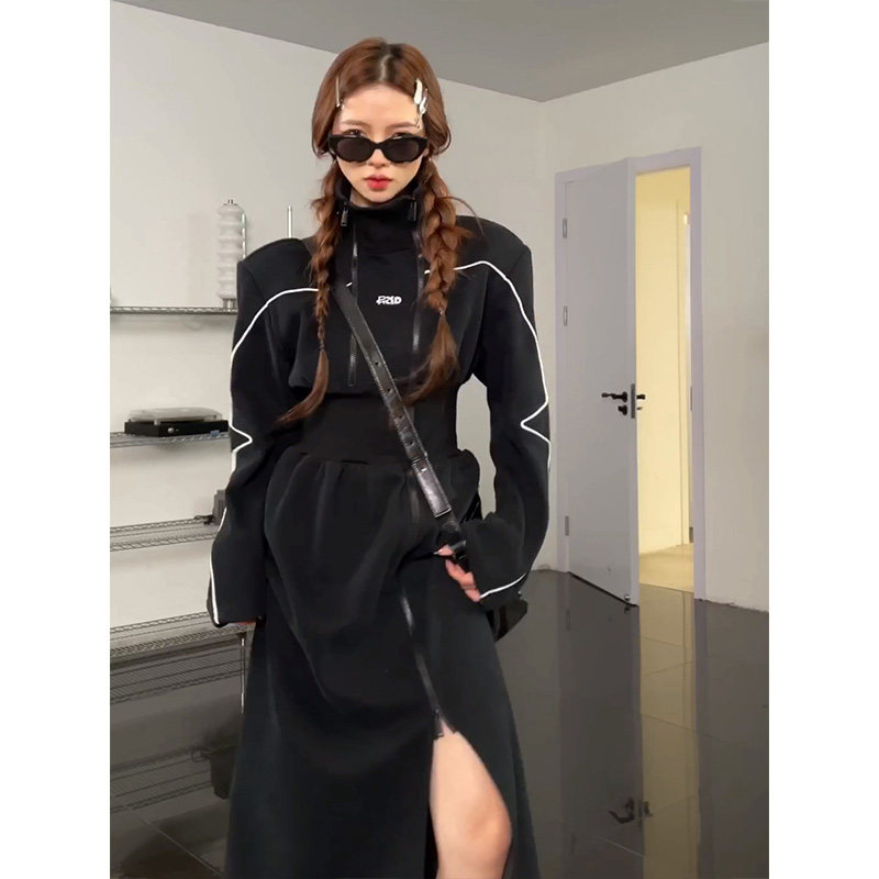 秋冬季新款显瘦小黑裙高级感女装冷淡风长袖黑色休闲加绒卫衣长裙,女装/女士精品,时尚套装,淘宝优惠券,粉丝福利购,淘宝优惠卷