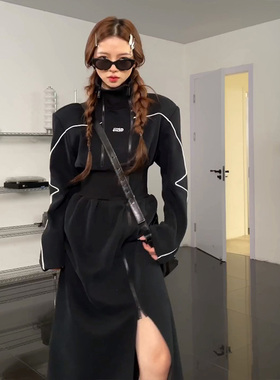 秋冬季新款显瘦小黑裙高级感女装冷淡风长袖黑色休闲加绒卫衣长裙