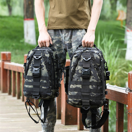 背包大容量战术背包男多功能户外旅行登山骑行迷彩单双肩两用