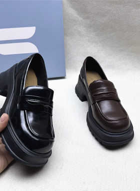 comely/康莉正品撤柜百搭粗跟舒适轻便乐福鞋女春新款牛剖层单鞋