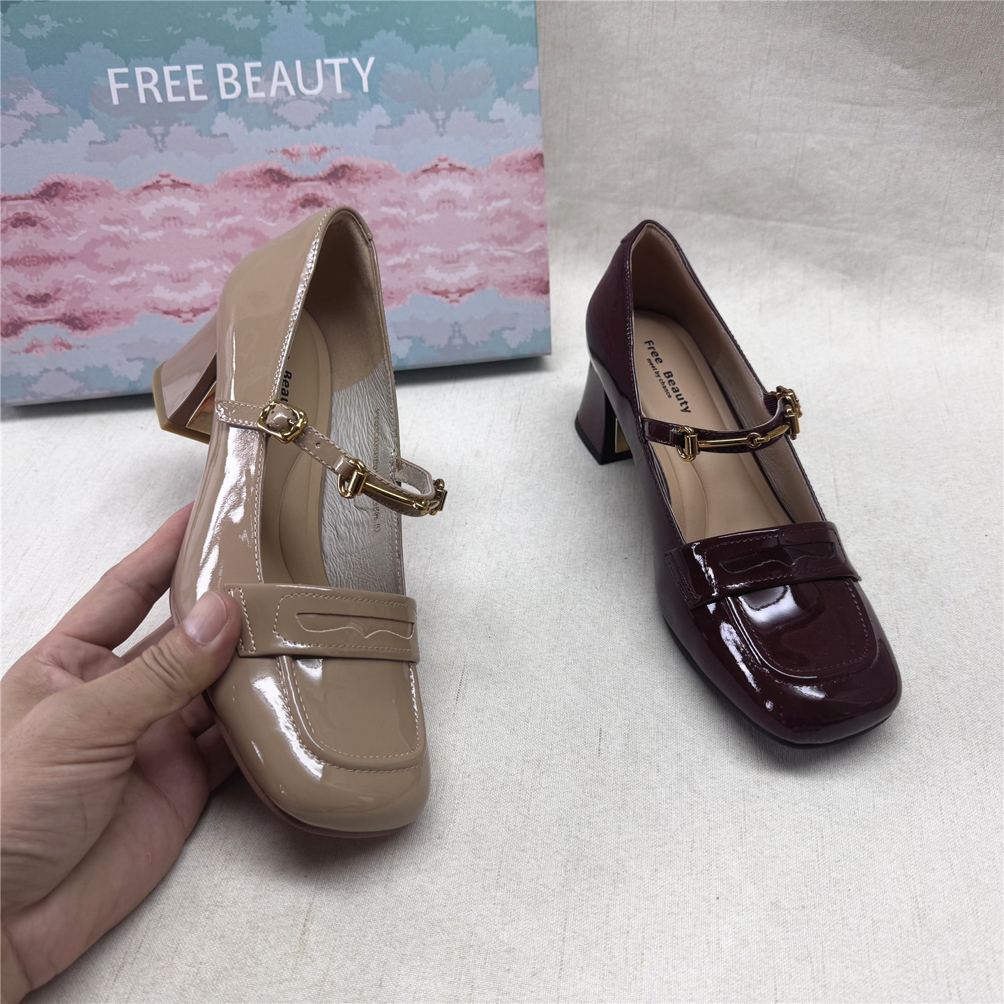 FREEBEAUTY自由姿色正品撤柜粗跟方头玛丽珍女鞋春新款牛漆皮单鞋