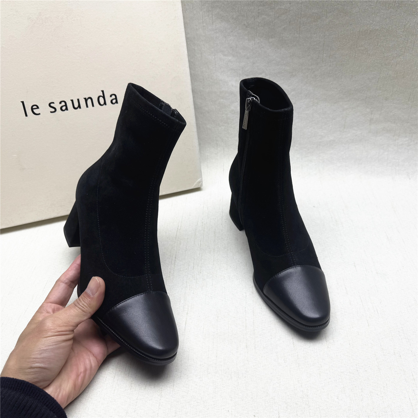 莱尔斯丹商场同款反绒皮瘦瘦靴女