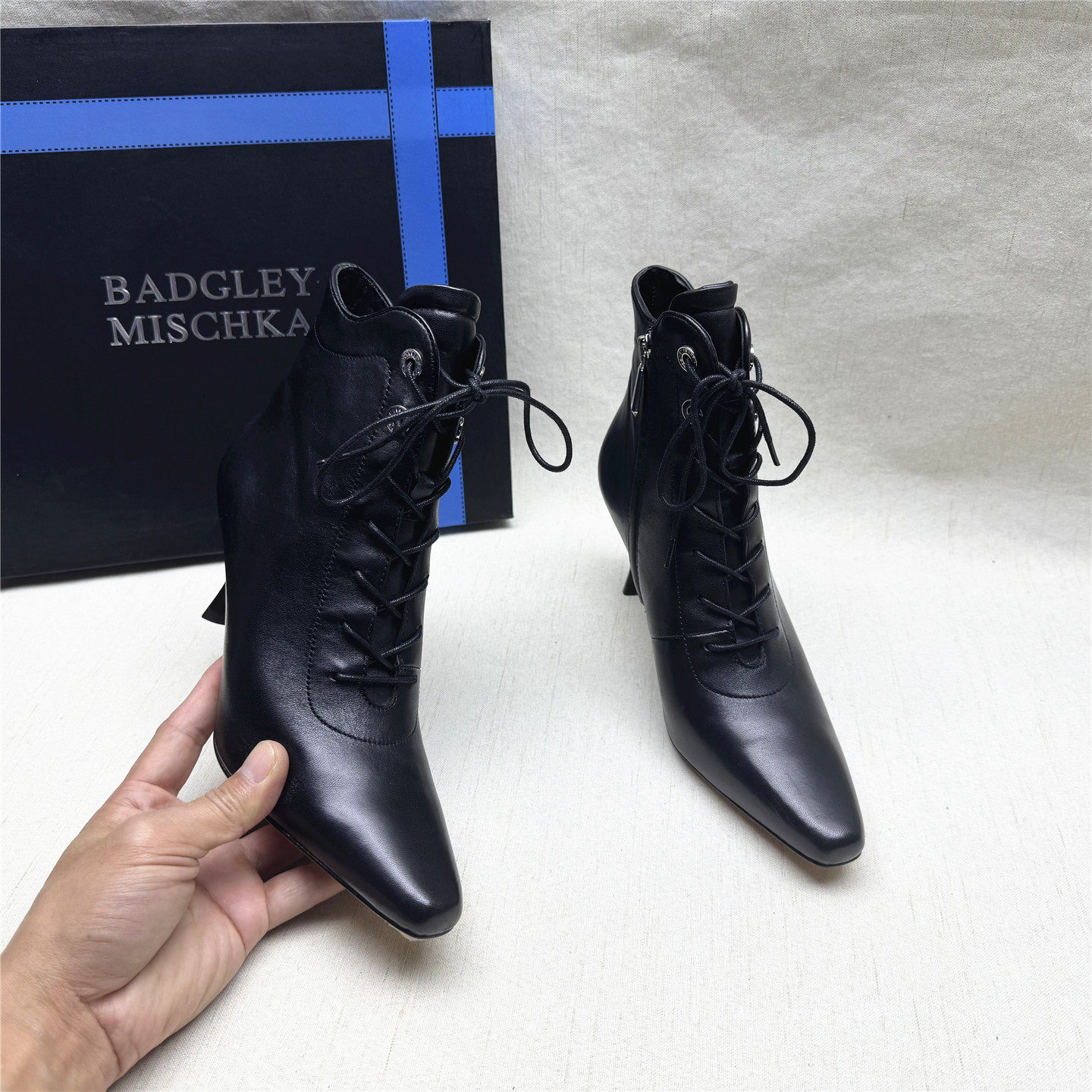 百吉利米西卡撤柜真皮舒服时装靴