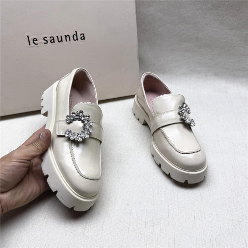 le saunda/莱尔斯丹正品撤柜水钻圆头方跟乐福鞋女春新款牛皮单鞋
