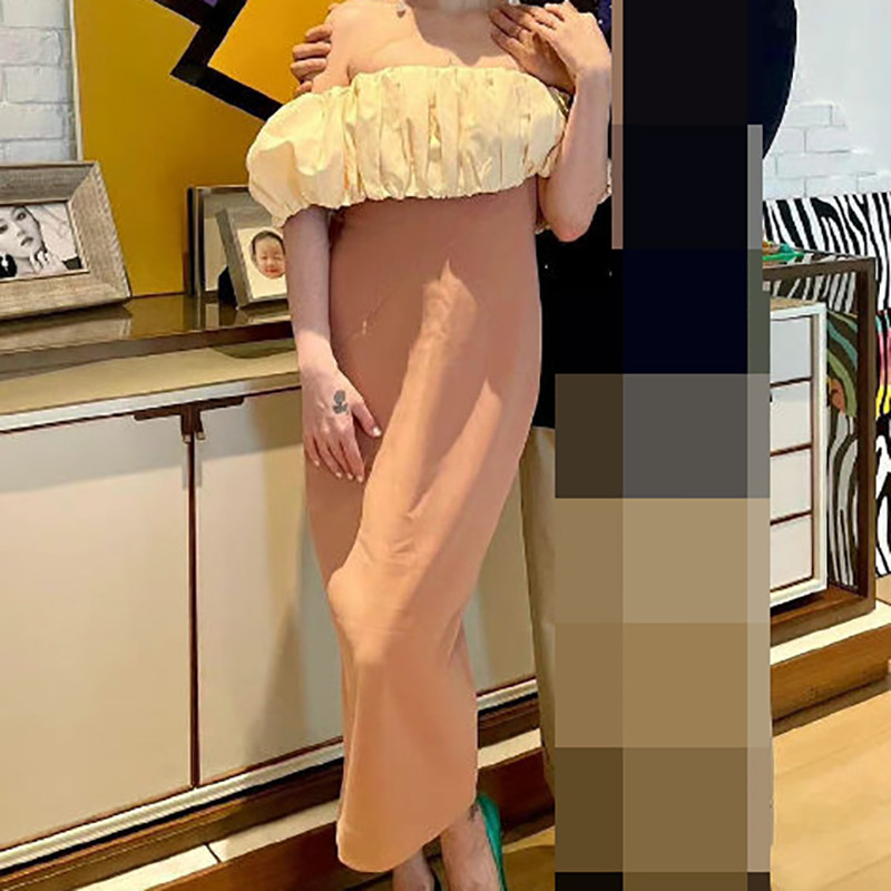 徐熙媛大s同款气质名媛一字领露肩连衣裙褶皱设计感收腰长款裙子