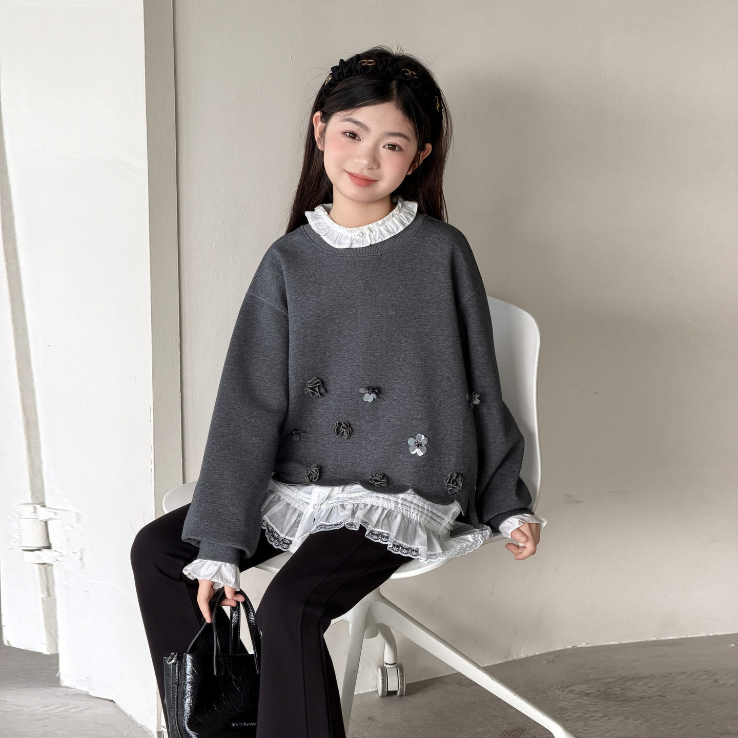 波拉童装韩国女童秋装套装2026秋装大童叠穿花边衬衫卫衣喇叭裤三