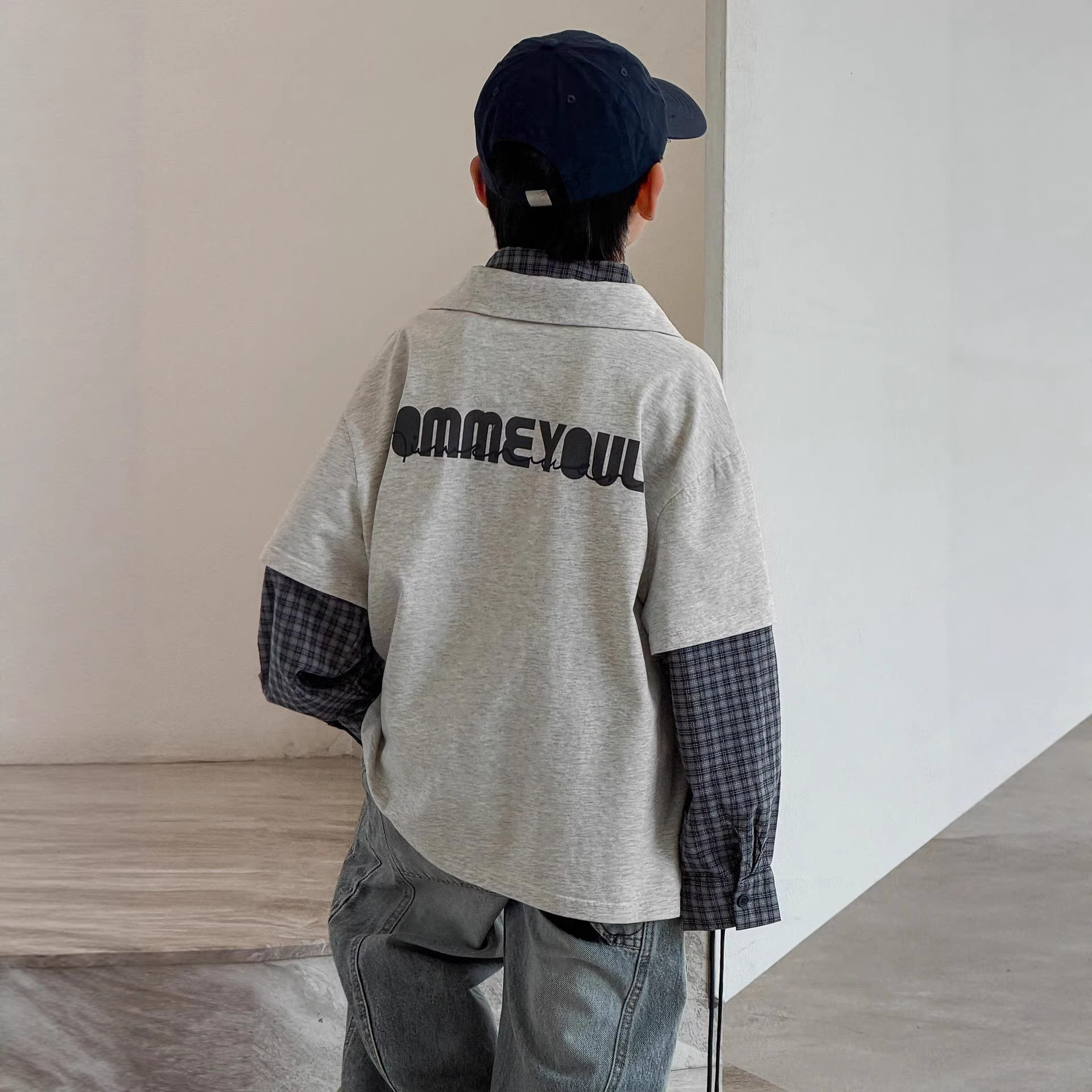 波拉童装男童长袖t恤春秋款2026春装中大儿童装痞帅打底上衣男孩