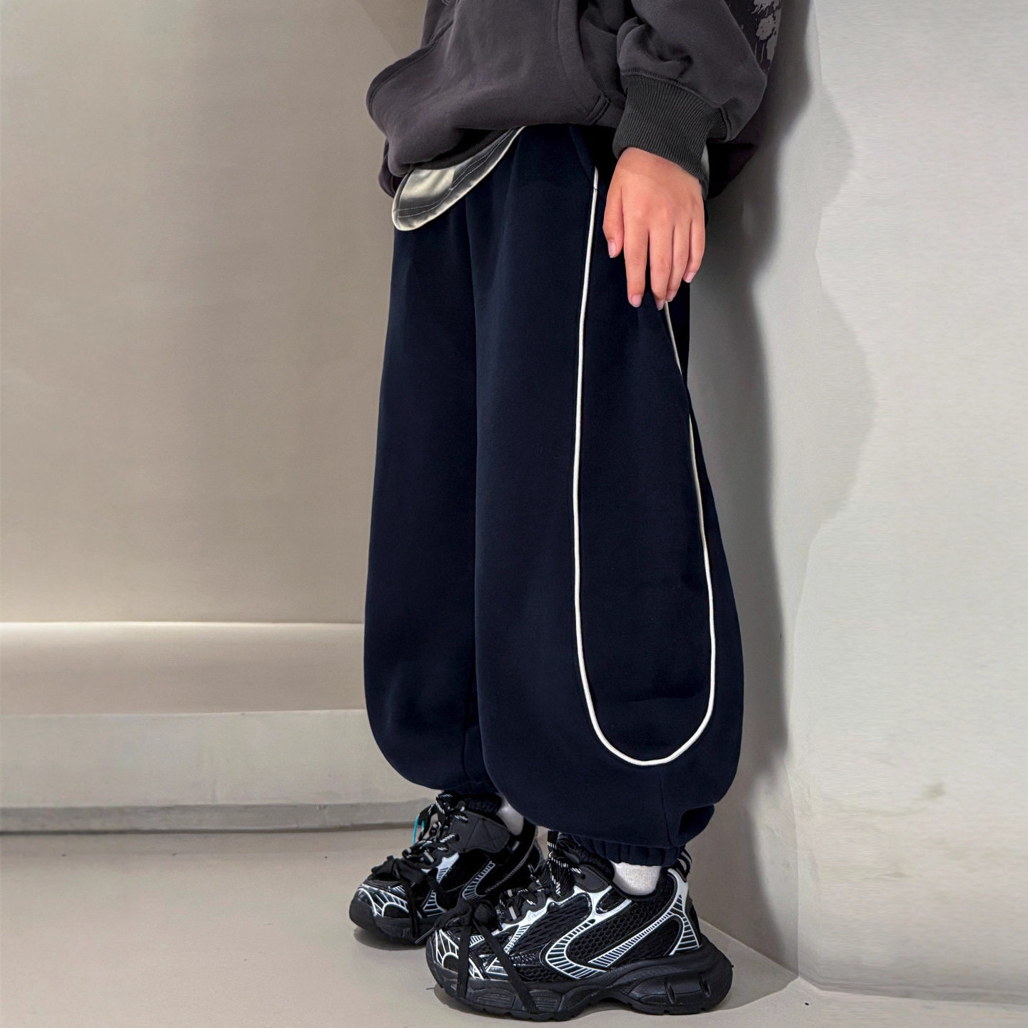 波拉童装男童加绒裤子秋冬款2025儿童冬季一体运动直筒卫裤大男孩