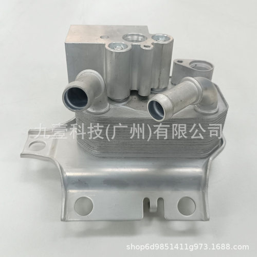 15款福特F-150机油冷却器