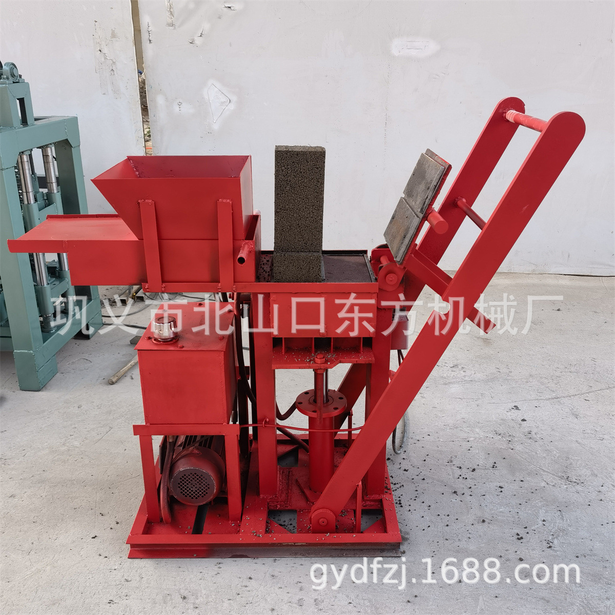 液压粘土砖机实心水泥 60吨液压缸多功能模具制土砖机 积木制砖机
