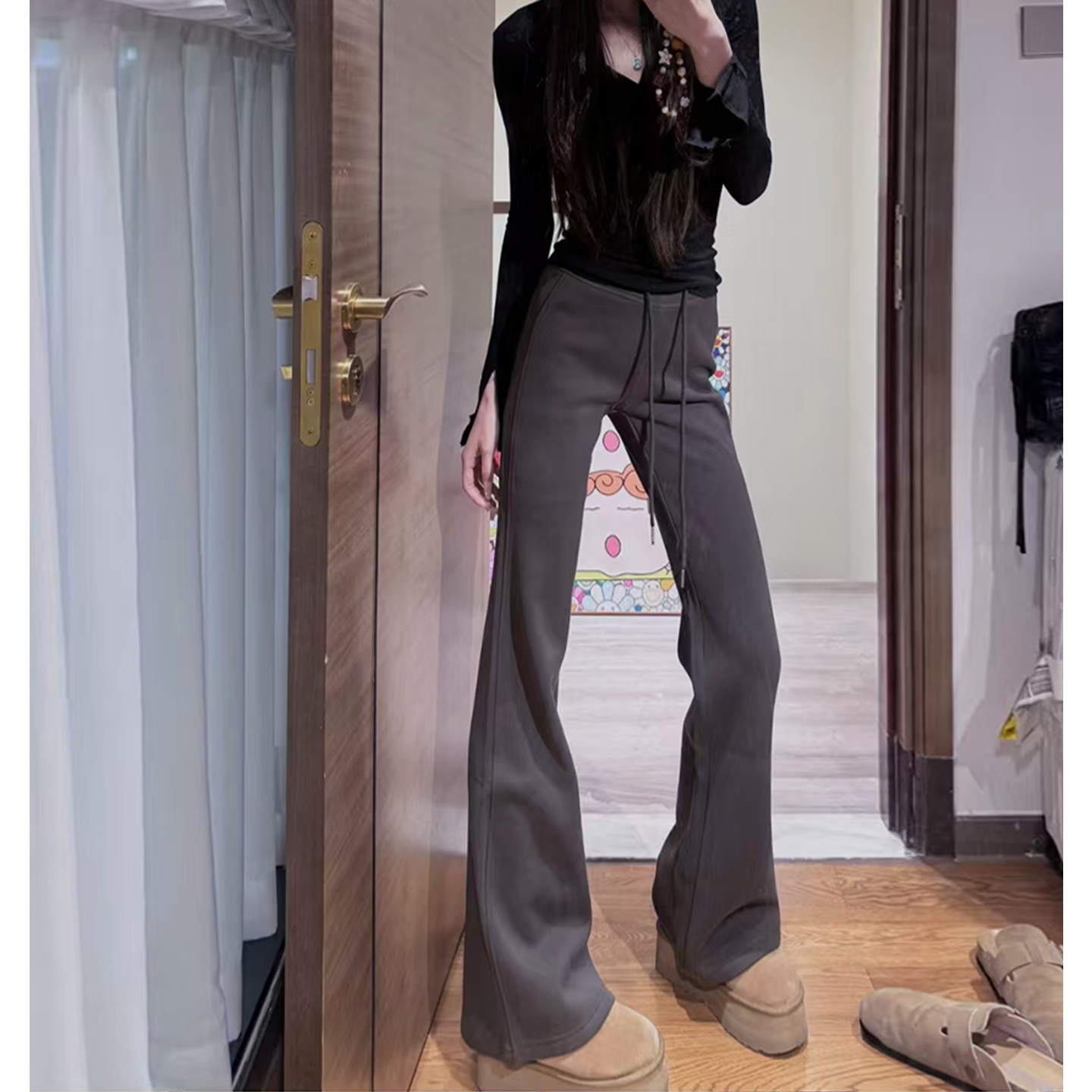 灰色微喇休闲卫裤女秋季