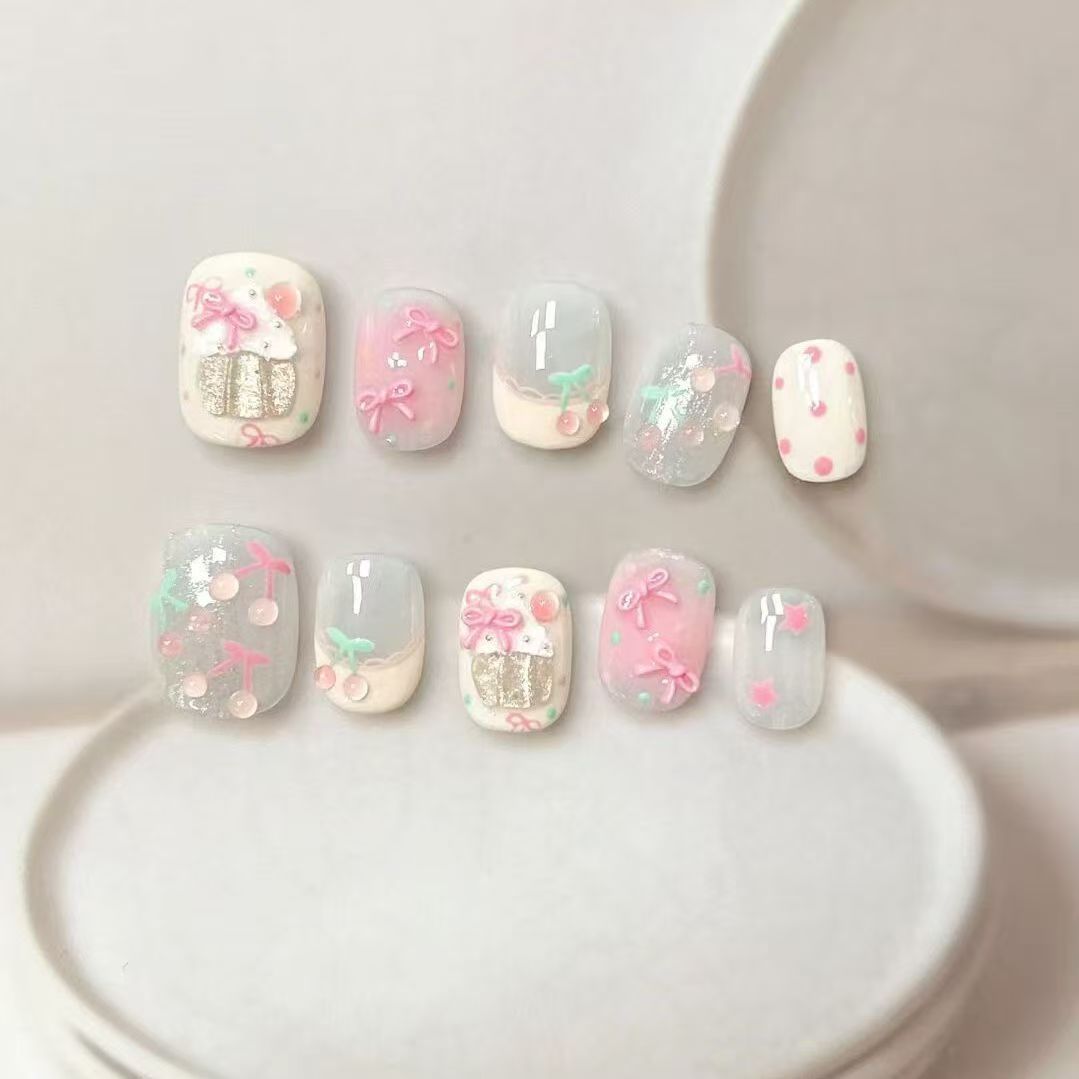 草莓冰激凌新款半手工穿戴美甲樱桃蝴蝶可爱指甲显白短款夏天清新