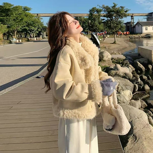 2025年冬季 羊羔毛皮毛一体外套女 新款