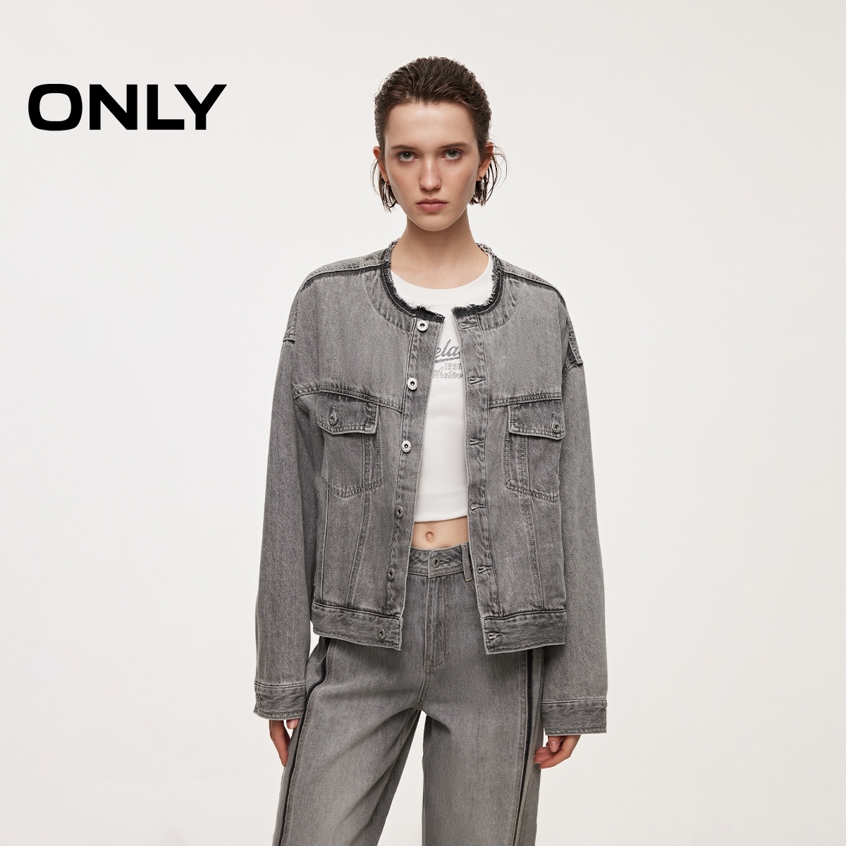 ONLY宽松翻盖双口袋牛仔外套