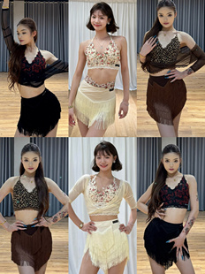 烁拉丁舞服奶黄色印花棕色豹纹黑玫瑰吊带上衣中袖罩衫流苏半身裙