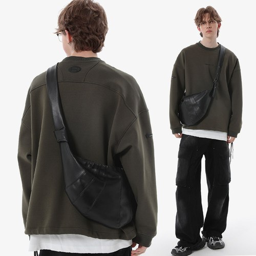 小众设计男包可颂牛角包斜挎包潮