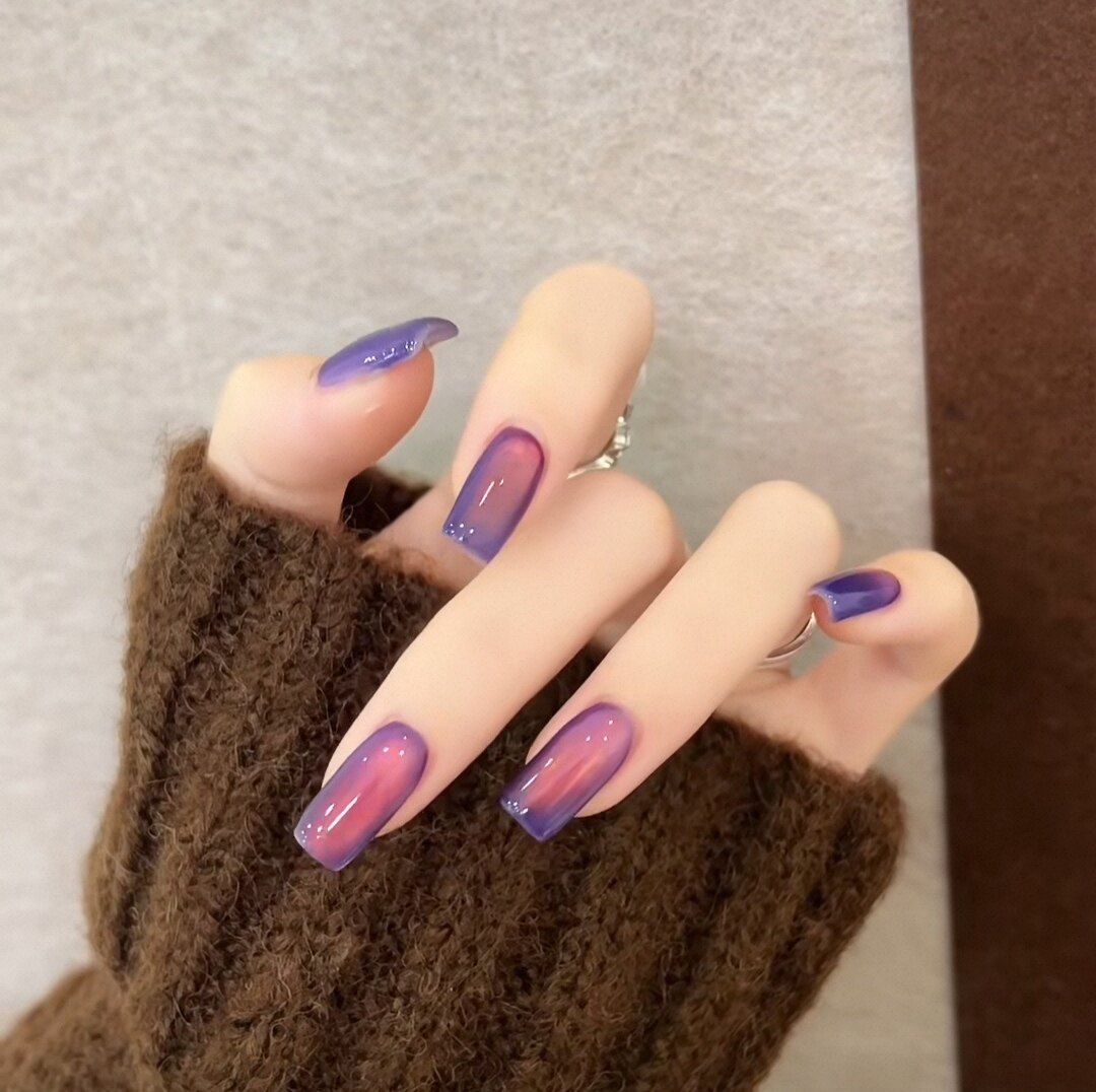 新款纯手工光疗穿戴甲短款秋冬火烧云猫眼美甲贴片新年款美甲