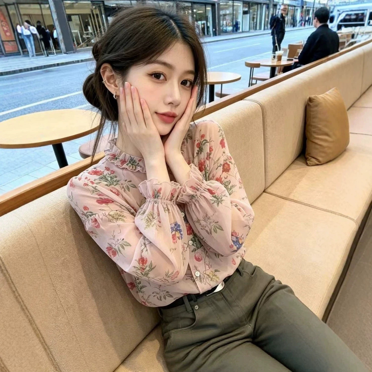 哥家专柜品质春夏新款法式温柔风杏色灯笼袖蝴蝶结甜美气质衬衫女