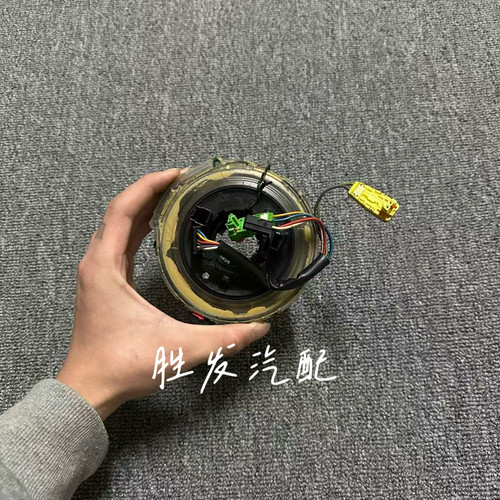适用奔驰A级B级C级E级 246 164 e240 e280 221 166 212转向角线圈