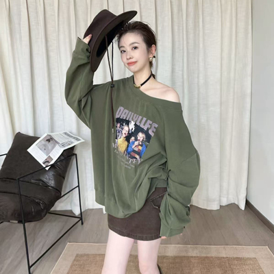 欧洲站2025秋季韩范露肩一字领潮流图案印花长袖大版套头卫衣女潮