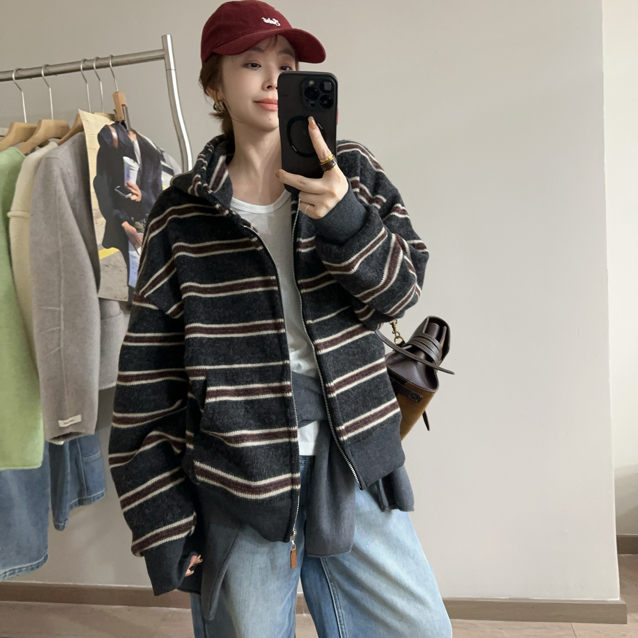 欧洲站2025秋冬慵懒连帽落肩长袖大口袋拼色条纹羊毛针织开衫外套