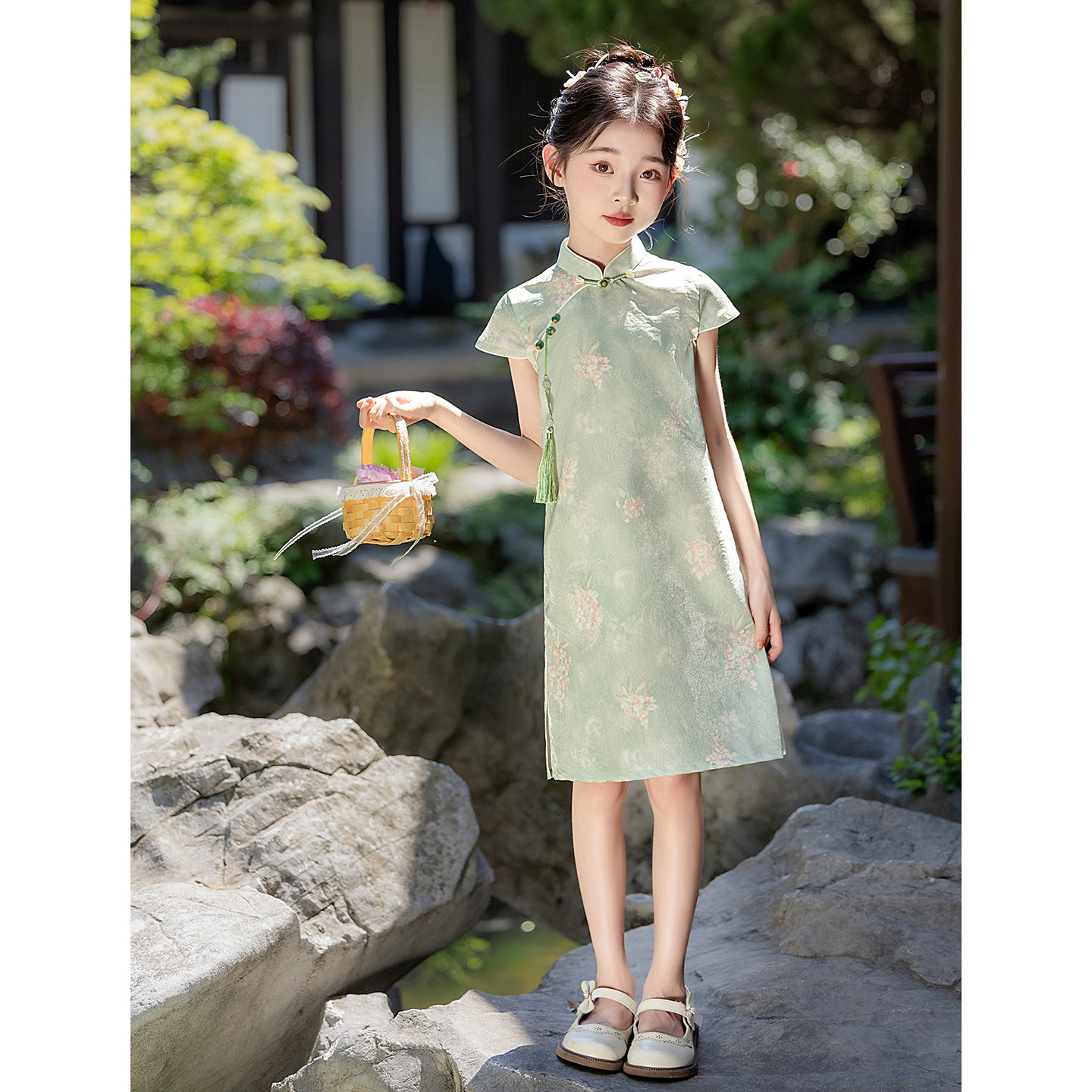 新中式女童绿色旗袍薄款2026新款儿童改良连衣裙中国风走秀演出服