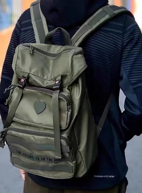 Human工装款MILITARY BACKPACK 爱心多口袋旅行书包休闲双肩背包