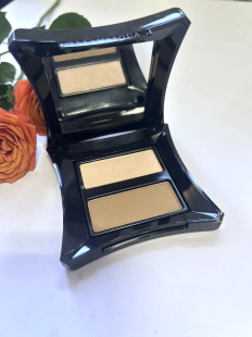 英国illamasqua双色高光修容粉日常自然立体小脸细闪粉饼哑光白皮