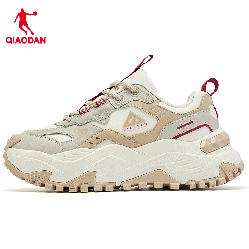 乔丹女子户外厚底跑步棉鞋