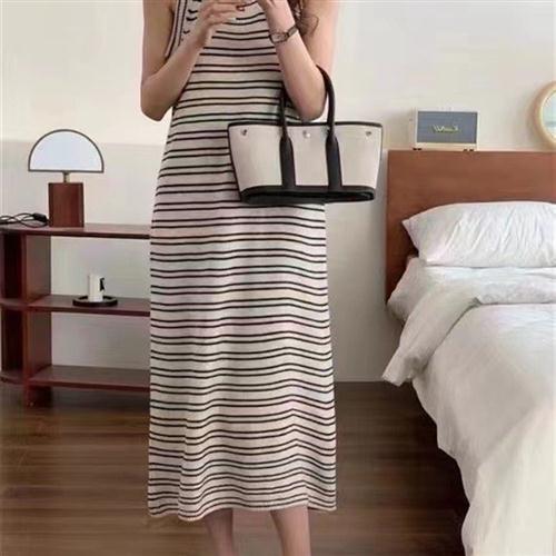 韩版宽松慵懒风撞色条纹针织吊带连衣裙女夏纯欲风背心裙过膝长裙